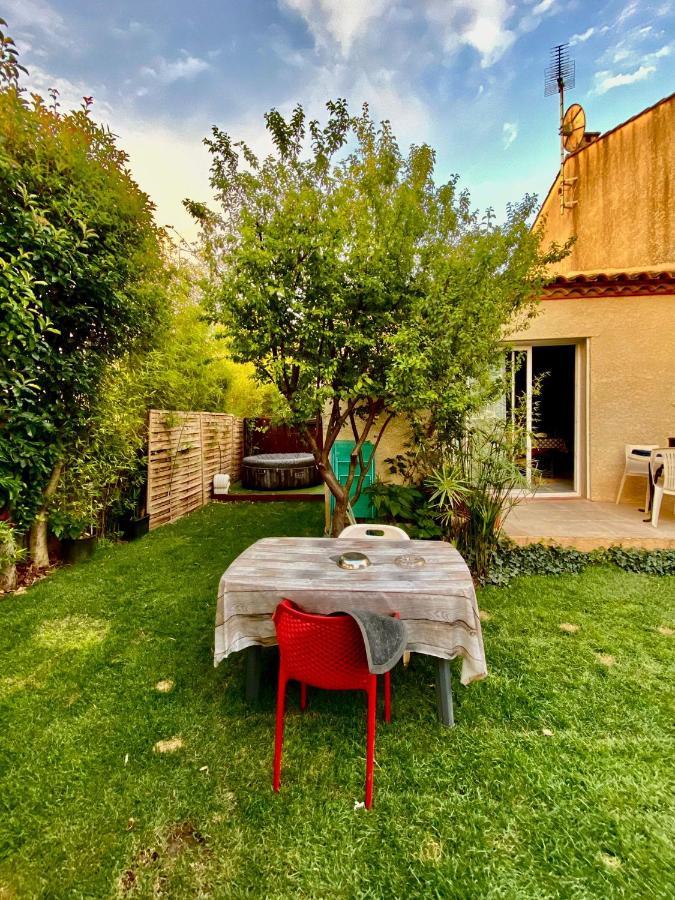 Loft Ambrussum, Jacuzzi, Jardin,Bbq Villa Lunel  Exteriör bild